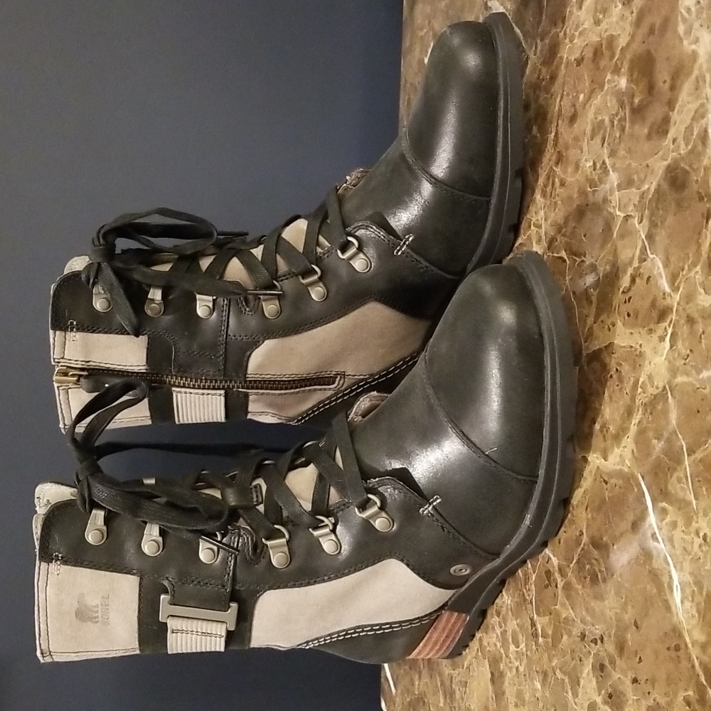 Sorel Major Carly Unworn 9.5 Boots